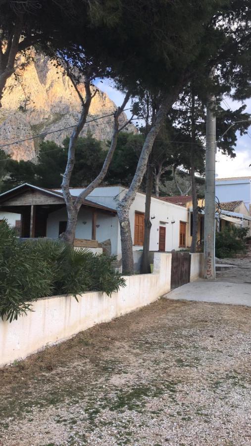 Casa Con Verande Sul Mare A 2 Minuti A Piedi Dalla Spiaggia Custonaci Ngoại thất bức ảnh